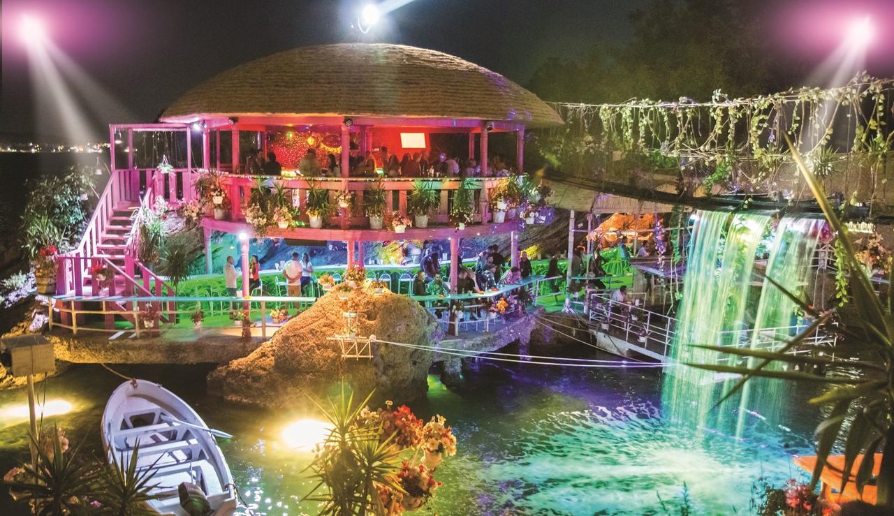Hotel Kremikovci Kiten  Buitenkant foto