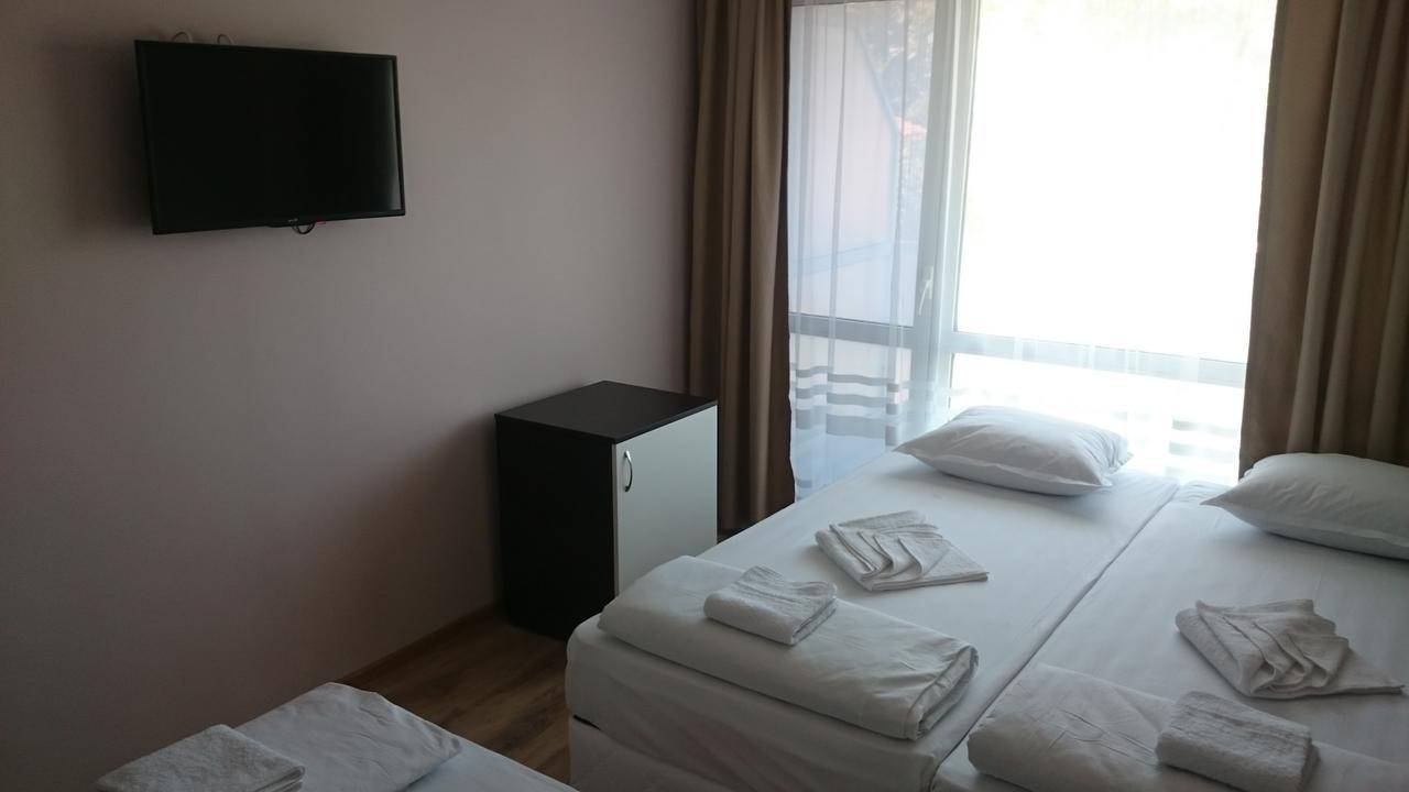 Hotel Kremikovci Kiten  Buitenkant foto